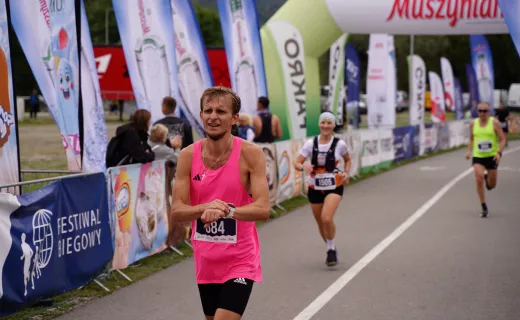 Nie pozostawili złudzeń! W tym roku Bieg Górski na 11 km należał do nich [WIDEO] - 151